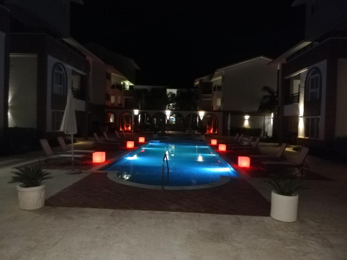 Seven Shades Of Coral Village - Suites & Pool In A Residence Close To The Beach بونتا كانا المظهر الخارجي الصورة